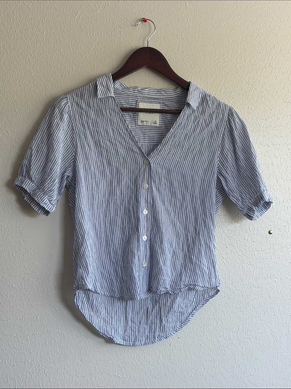 Abercrombie & Fitch Blue and White Striped Button Front Top